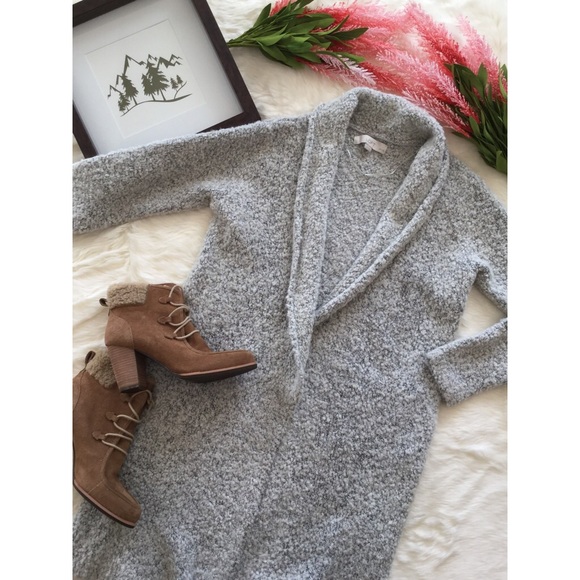 SOLD🚫Ann Taylor Denali Cardigan W/ Pockets - Picture 2 of 8